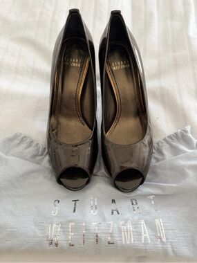 Stuart Weitzman Glossy Peep-Toe Pumps in Dark Brown Patent
